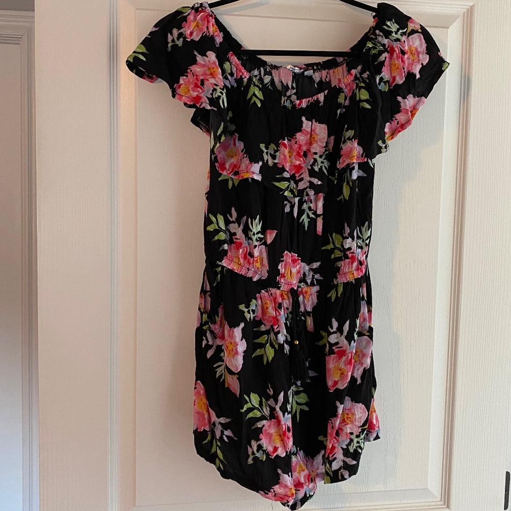 Off Shoulder ruffle floral print romper